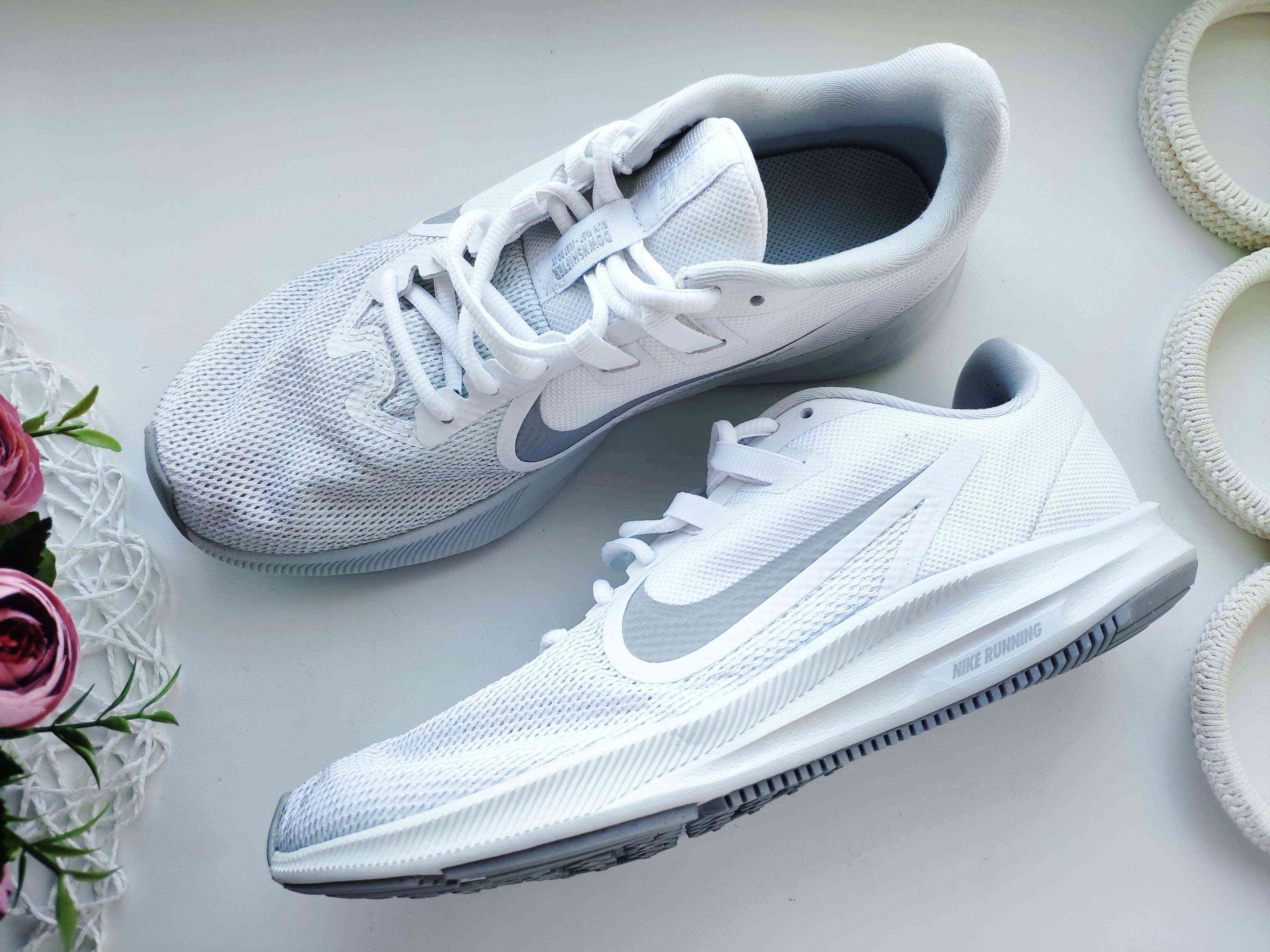 39-40 (25,5 см) Белые кроссовки