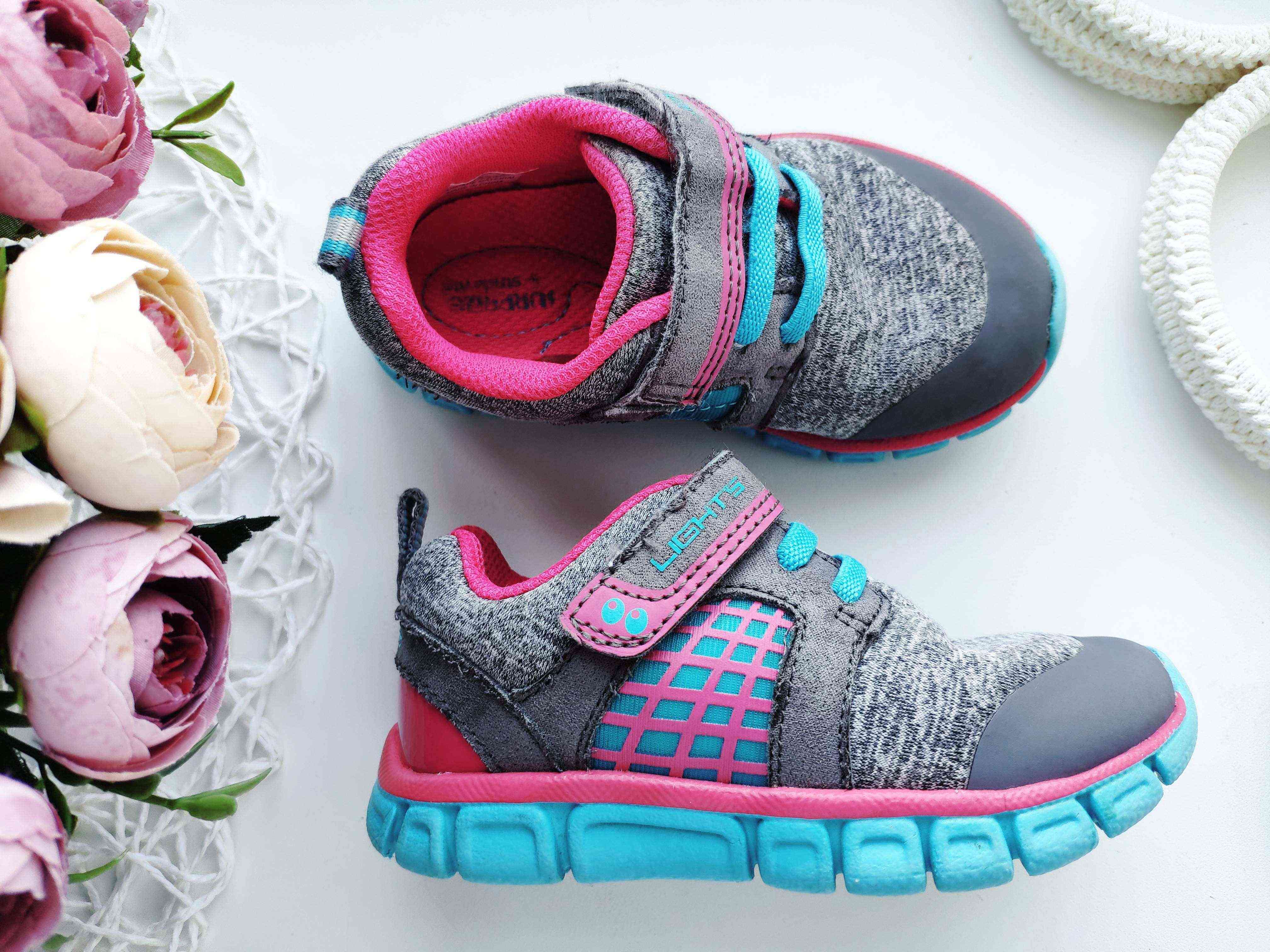 21-22 (13,5 см) Світяться! Дитячі кросівки