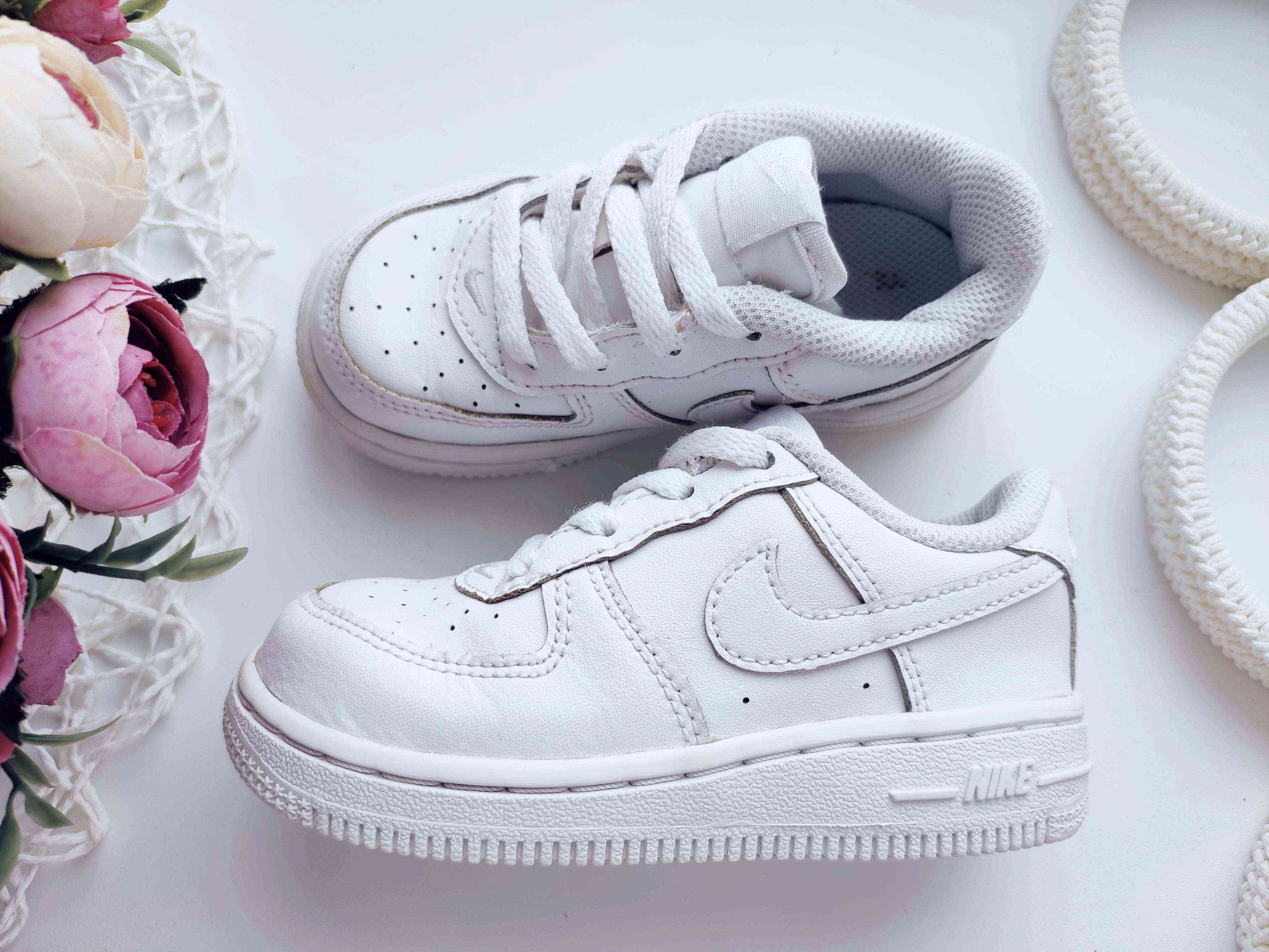 23,5 (14,5 см) Кожаные кроссовки