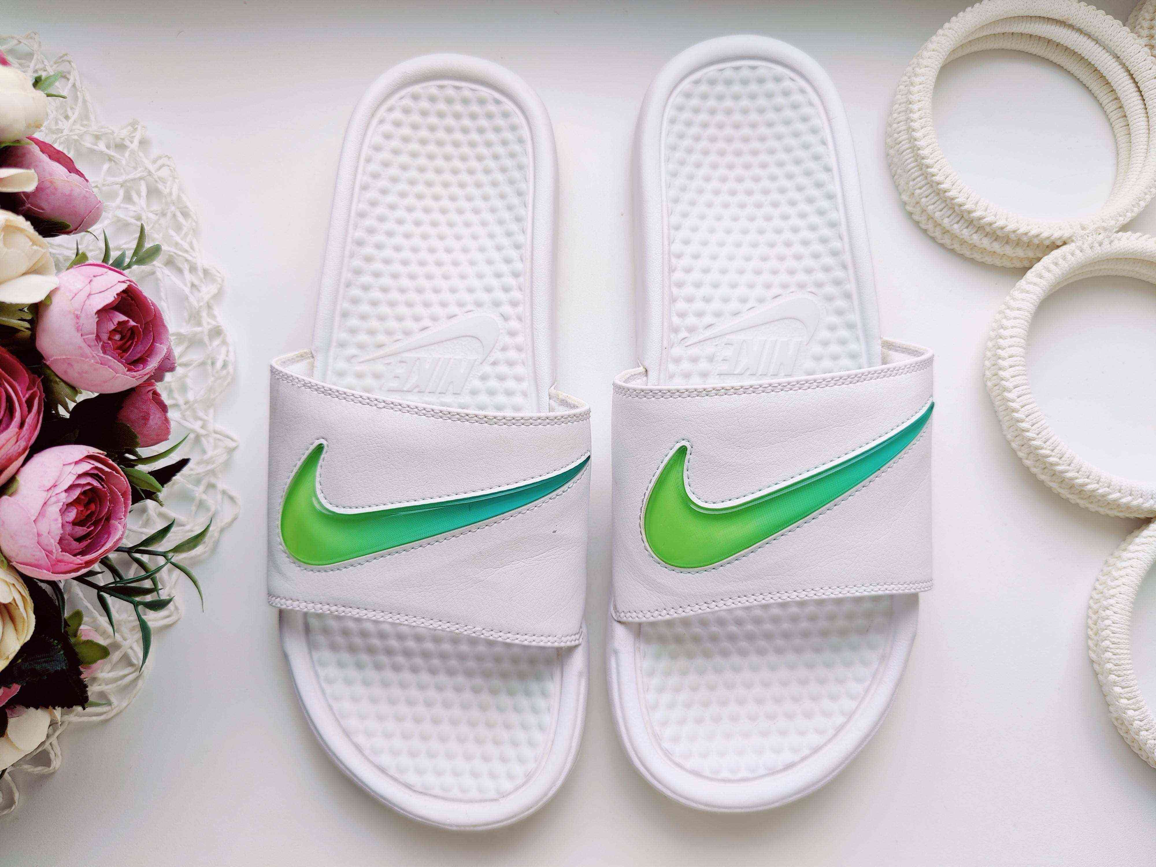 42,5 (27-28 см) Білі шльопанці