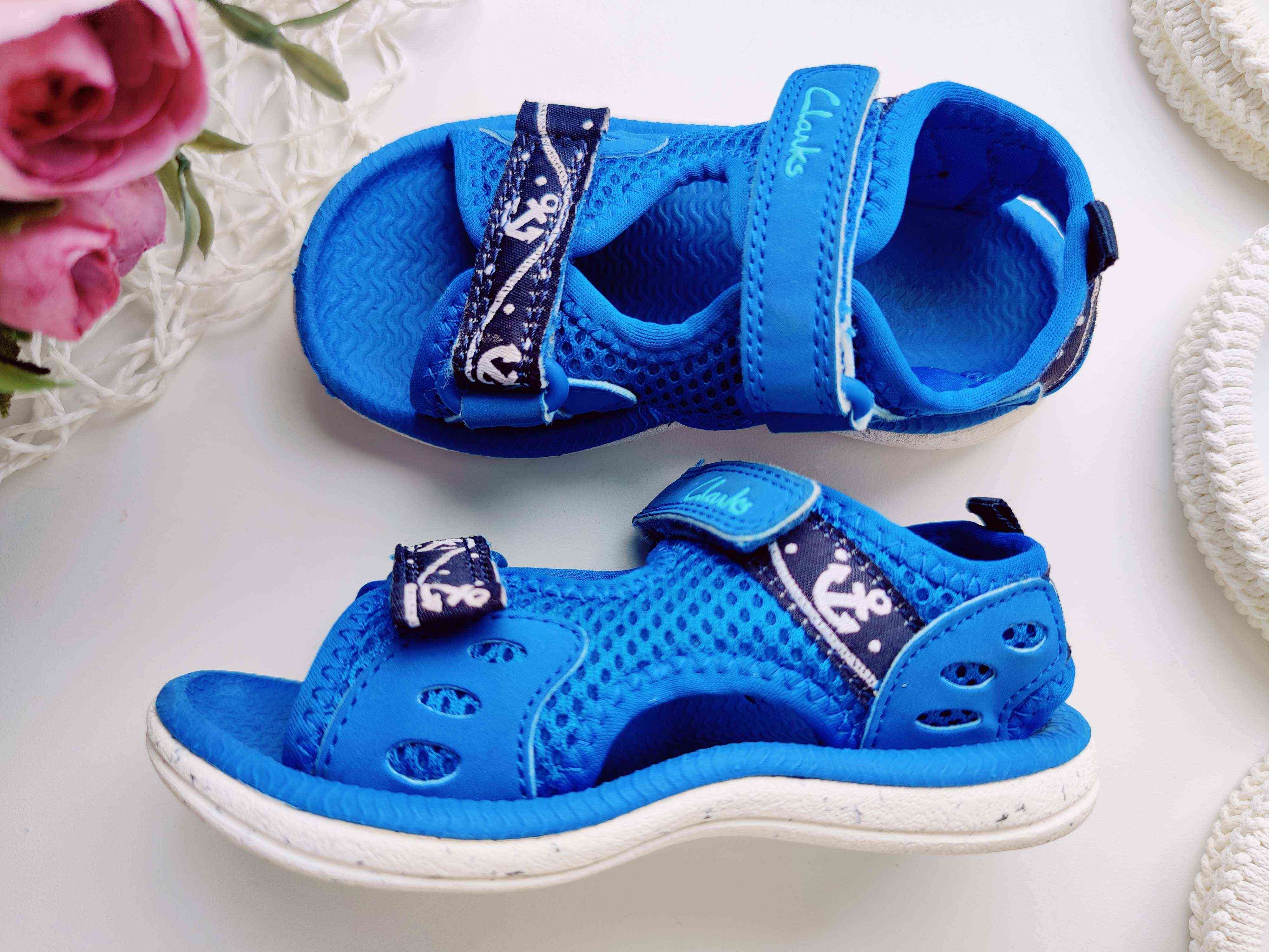 22,5 (14-15 см) Босоножки Сlarks doodles