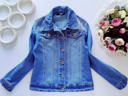 8,9 лет, рост 128,134 Стрейчевая джинсовка