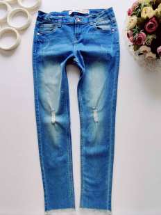 10,11 лет, рост 146 Стрейчевые джинсы