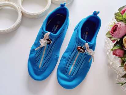 31 (20,3 см) Дитячі аквашузи