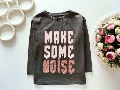 4 года, рост 104 Лонгслив с пайетками