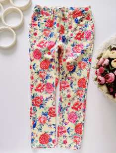 6 років, зріст 116 Стрейчеві штани з квітами