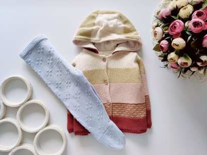 6,9 міс, зріст 68,74 Тепла в'язана кофта на підкладці з теплими повзунами