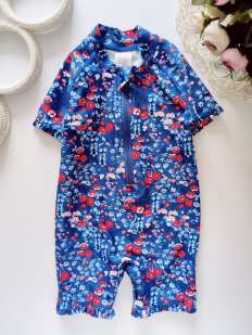 6,9 мес, рост 73 Купальник для девочки