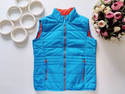 8,10 років, зріст 134,140 Тонка жилетка на синтепоні Pocopiano