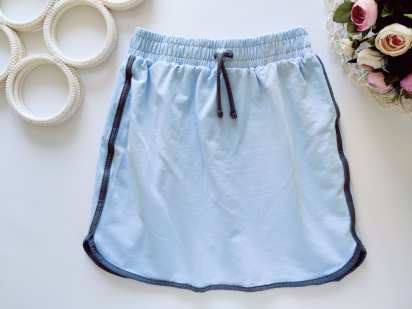 12,13 років, зріст 152,158 Блакитна спідниця під кросівки