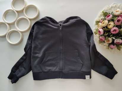 8,9 лет, рост 128,135 Кофта на молнии