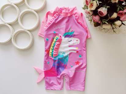 6,9 мес Купальник с единорогом