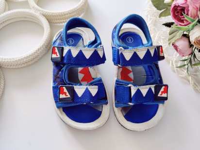 23 (14-15,3 см) Сандалі на липучках