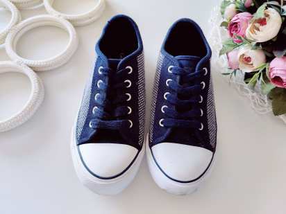 36 (23 см) Кеди з посиленим носком