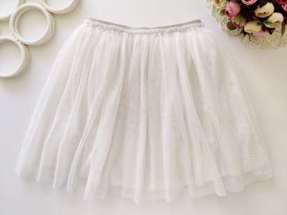 11 років, зріст 146 Біла пишна спідниця із золотистим напиленням