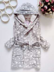 5,6 років, зріст 110,116 М'який халат у зірках