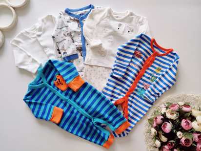 Набір чоловічків у пологовий будинок