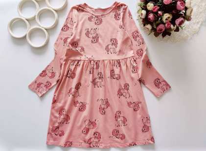 8,10 лет, рост 134,140 Платье трикотажное с пони