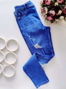 12 лет, рост 152 Джинсы девочке