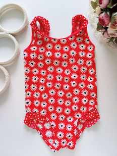 3,4 года, рост 98,104 Красный купальник в ромашках