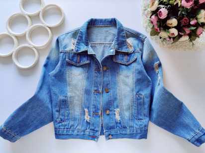 11 лет, рост 146 Модная рваная джинсовка