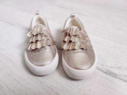 23 (14,3 см) Золотисті сліпони