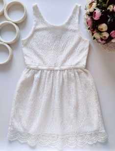 8,10 лет, рост 134,140 Ажурное белое платье