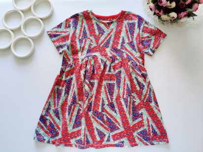 7 лет, рост 122 Качественное платье