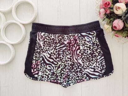 9 років, зріст 134 Шорти спорт