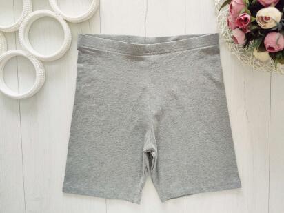 12,13 років, зріст 158 Сірі шорти