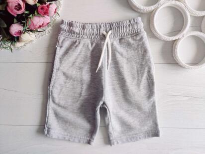 6 років, зріст 116 Сірі шорти