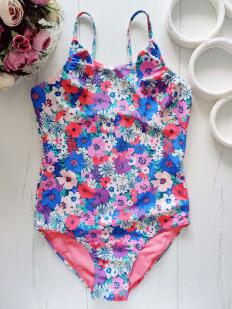 10 лет, рост 140 Красивый детский купальник