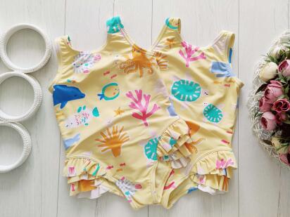 18,24 мес, рост 90 Красивые детские купальники