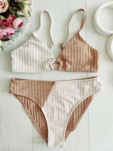 10,11 лет, рост 140,146 Раздельный детский купальник