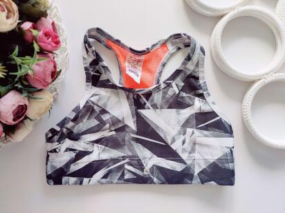 9,10 лет, рост 134,140 Топ детский