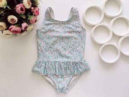 4,5 лет, рост 104,110 Купальник детский