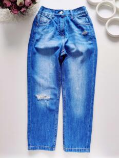 7 лет, рост 122 Голубые джинсы