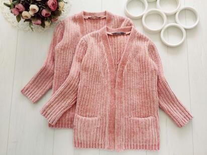 6,7 лет, рост 122 Вязаные кардиганы