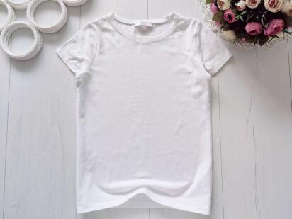 12 років, зріст 152 Біла футболка дівчинці