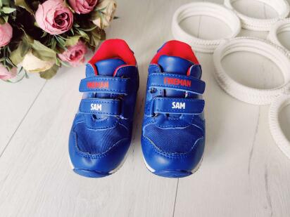 22 (13,5 см) Легкі кросівки