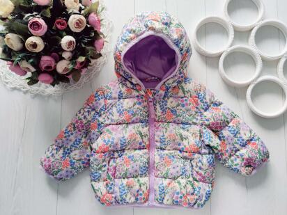 6,9 мес, рост 68,74 Теплая демисезонная курточка холлофайбер