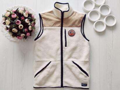 S Тепла жилетка C&A