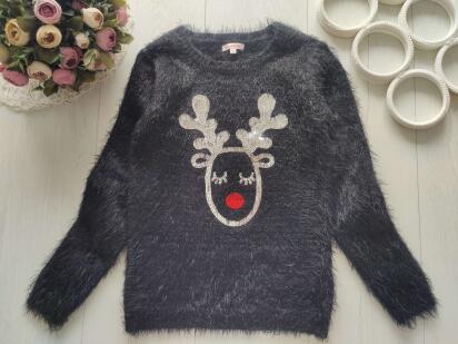 8,9 лет, рост 134 Новогодний свитер с оленем для девочки
