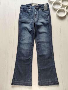 11,12 лет, рост 146,152 Новые стретчевые джинсы для девочки
