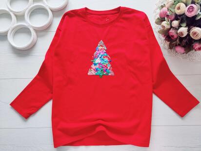 10 лет, рост 140 Красный новогодний реглан елка с пайетками