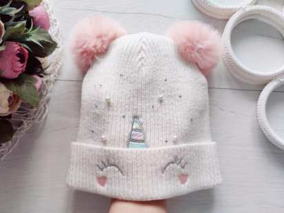 7 років, В'язана стретчева шапка з єдинорогом