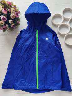 10 років, зріст 140 Легка дитяча вітровка