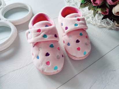 23-24 (14,5 см) Тапочки на липучках у сердечках