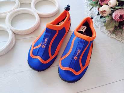 30 (19 см) Дитячі аквашузи