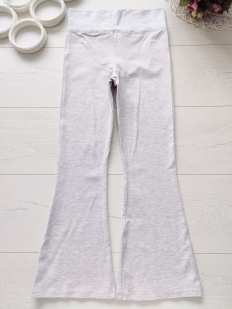 8,9 років, зріст 134 Трикотажні штани кльош